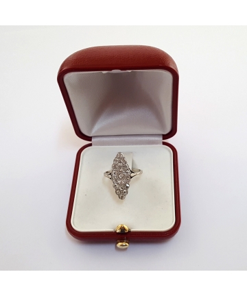 Złoty pierścionek Art Deco z diamentami