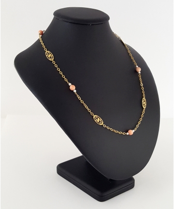 Złoty naszyjnik w typie Chanel z naturalnymi koralami i perłami Au 750