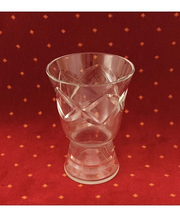 Szklany wazon sygnowany Baccarat z lat 50-tych XX wieku