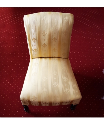 Fotel Napoleonka z Pałacu...